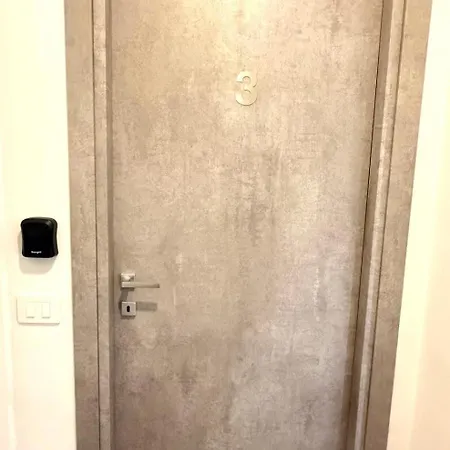 Un Passo Dai Borghi Tripla
